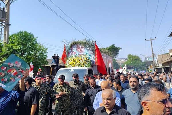 وداع دزفولی‌ها با سپهبد شهید غلامعلی رشید