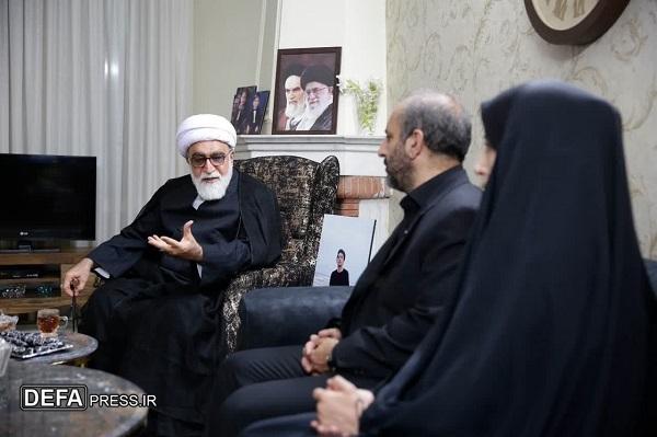 دیدار تولیت آستان قدس رضوی با خانواده شهید نوجوان «متین صفاییان» + تصاویر