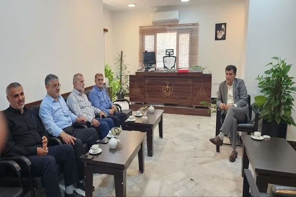 دیدار مسئول دفتر حفظ آثار و نشر ارزش‌های دفاع مقدس و مقاومت بابلسر با رئیس دادگستری این شهرستان+ تصاویر 