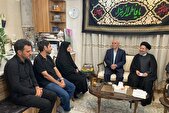 دیدار حجت‌الاسلام ابوترابی‌فرد و اوحدی با خانواده شهیدان «عسگری»