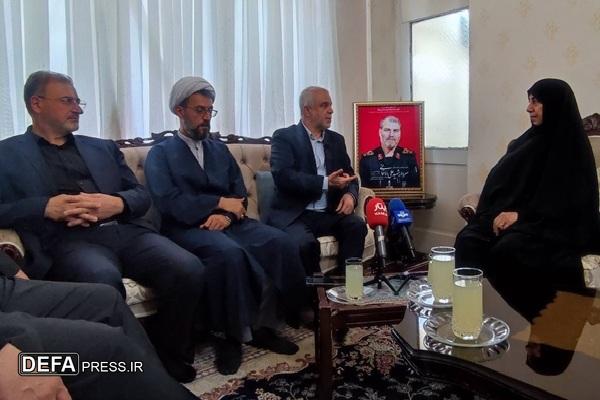 دیدار رئیس بنیاد شهید با ۳ خانواده شهید اقتدار ملی