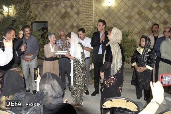 از سال‌ها فعالیت بانوی پیشکسوت فرهنگ و رسانه کردستان تجلیل شد