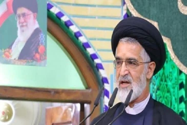 خطیب جمعه یزد: زبان اقتدار اهل‌بیت (ع) الگوی مسئولان در مواجهه با مستکبران است+ تصاویر