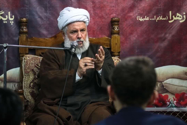 خون شهیدان، سند جاوید فداکاری و ایستادگی در راه انقلاب اسلامی