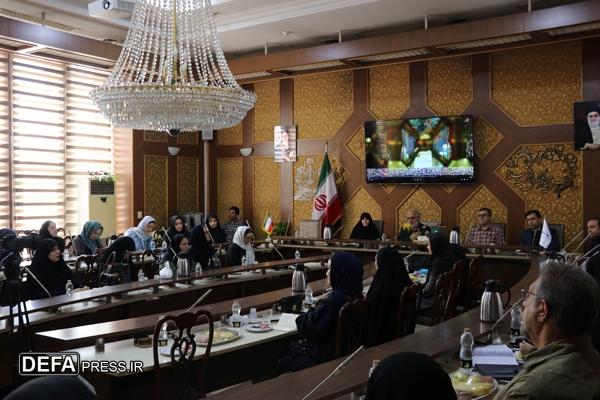 برگزاری کارگاه هم‌اندیشی نویسندگان کودک و نوجوان در حوزه دفاع مقدس و مقاومت در البرز