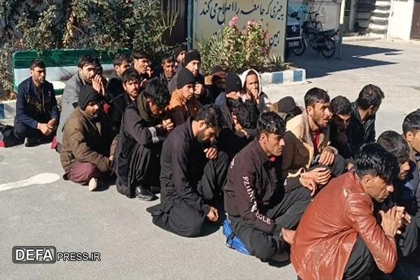 جمع آوری اتباع غیر مجاز در نکا