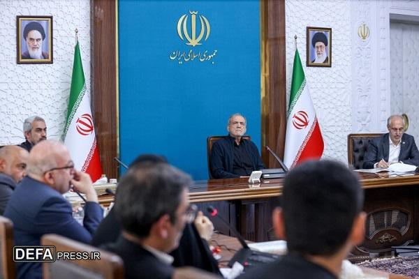 تأکید پزشکیان بر بازنگری در خصوصی‌سازی با مدیریت بهره‌ور و پاسخگو