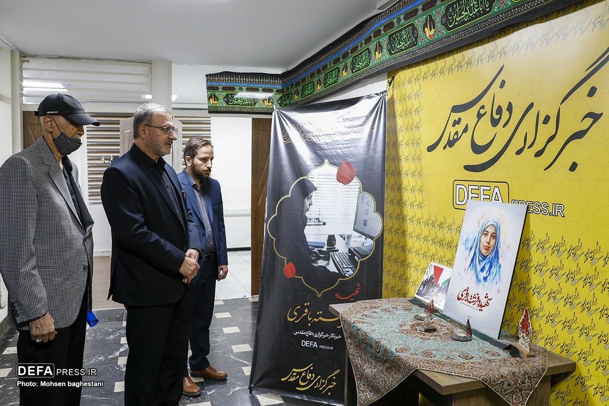 معاون فرهنگی بنیاد شهید و امور ایثارگران از خبرگزاری دفاع مقدس بازدید کرد