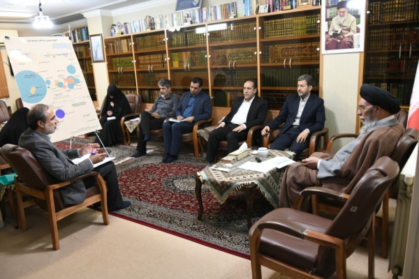 وظیفه شورای فرهنگ عمومی مقابله با مظاهر گناه در جامعه است