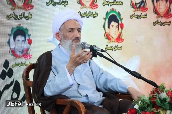 همایش اربعین رزمایشی بزرگ و نماد قدرت‌نمایی است/ دشمن وحدت را نشانه گرفته است