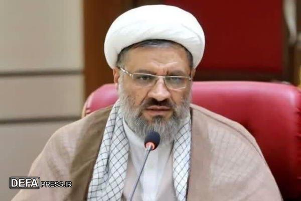 خبرنگاران واقعی، با قلمِ روشن‌گر خود، حقایق را به تصویر می‌کشند