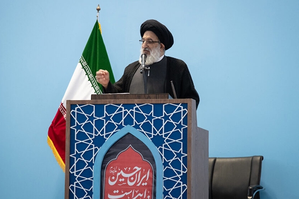 مقاومت، تنها راه نجات امت اسلامی در مقابله با استکبار
