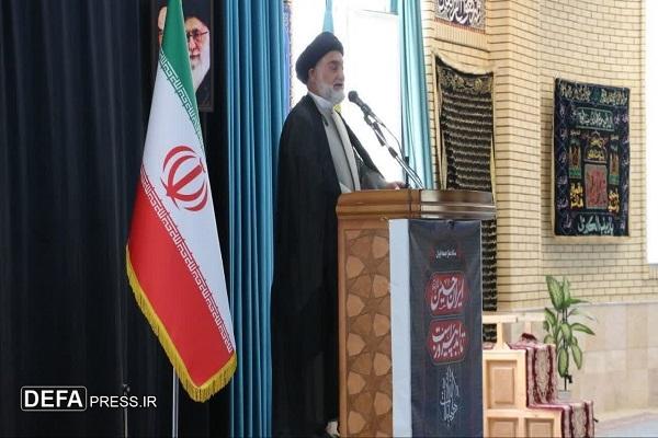 همراهی مردم عامل شکست دشمن می باشد