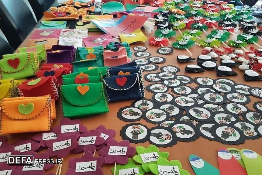 دست‌سازه‌های اعضای مراکز کانون به زائران اربعین اهدا می‌شود