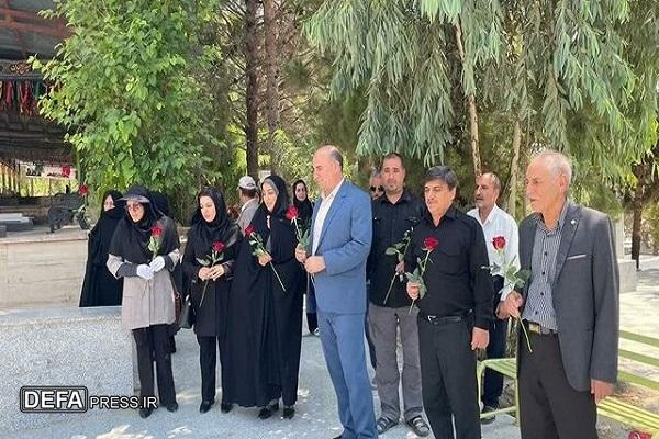 در منان: پیام شهدا باید تبیین شود