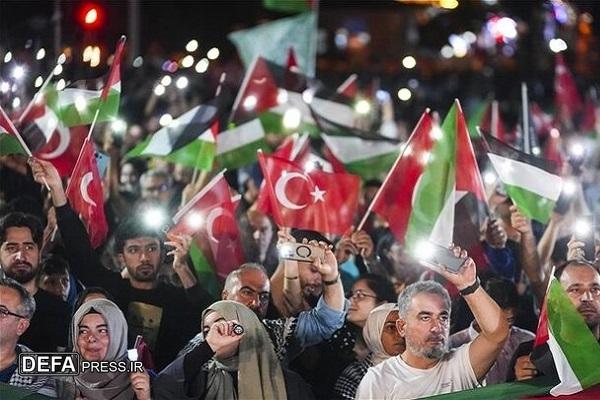 برگزاری راهپیمایی ۱۰۰ هزار نفری حمایت از غزه در استانبول