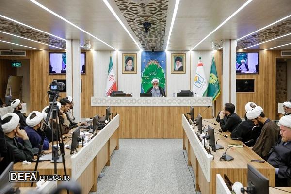 تقویت علم نافع و تهذیب نفس، محور تحول در علوم انسانی است
