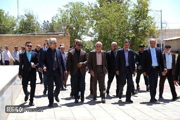 نماینده ویژه رئیس جمهور از ظرفیت‌های شهرک صنعتی شماره ۵ مشهد بازدید کرد