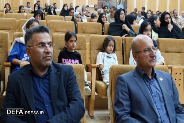 برگزاری شب شعر فانوس خونین توسط بسیج نفت و گاز گچساران