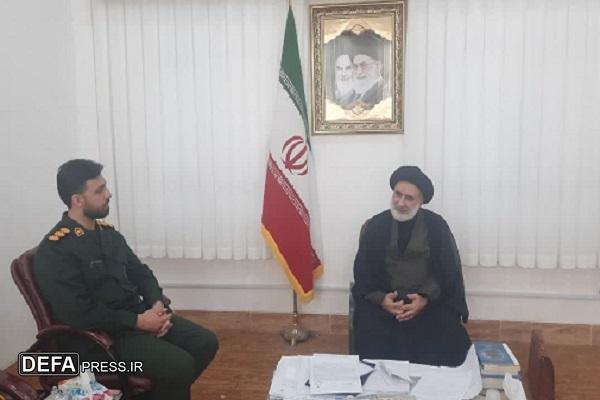 دیدار مدیرکل حفظ آثار و نشر ارزش‌های دفاع مقدس چهارمحال و بختیاری با نماینده ولی‌فقیه در استان