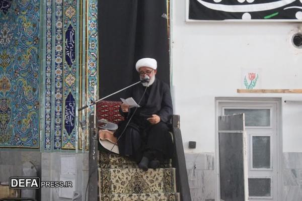 حضور مسئولان شهرستان اشتهارد در مراسم بزرگداشت پدر شهید والامقام محمد ملاحسنی