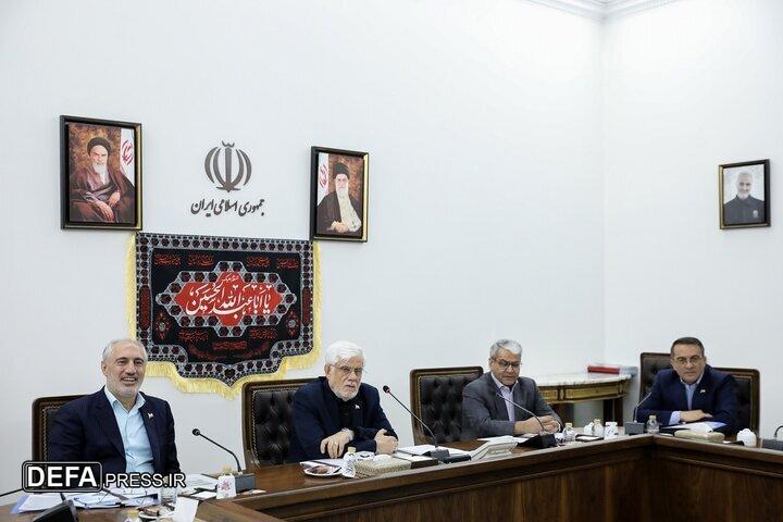 عارف: اقتصاد دانش بنیان نباید درگیر نظام بروکراتیک شود