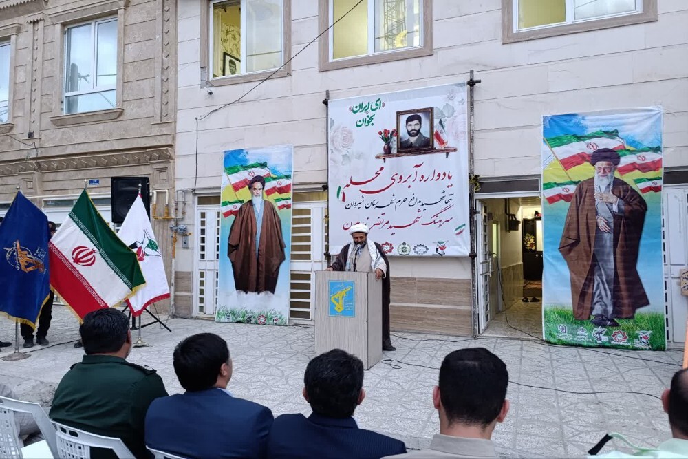 تصاویر/ برگزاری یادواره آبروی محله تنها شهید مدافع حرم شهرستان شیروان