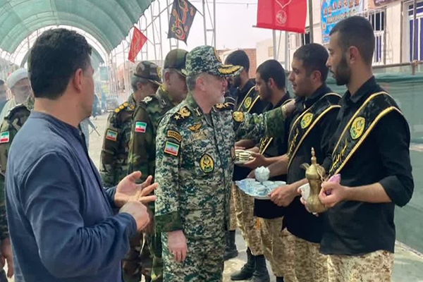 بازدید امیر قربانی از خدمات مواکب ارتش در مرز شلمچه