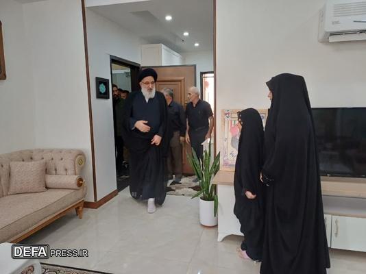 دیدار امام‌جمعه کرج با خانواده شهدای حملات رژیم صهیونیستی