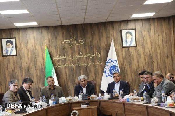 مسئولان در حل مشکلات مالی و زیرساختی شهر سنندج همراهی بیشتری داشته باشند