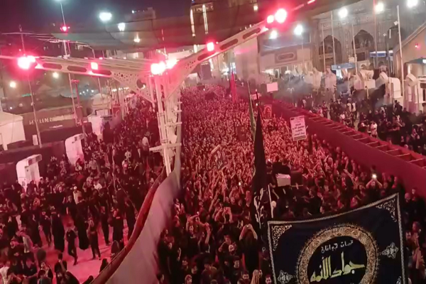 فیلم/ شور حسینی عزاداران اباعبدالله الحسین (ع) در کربلا