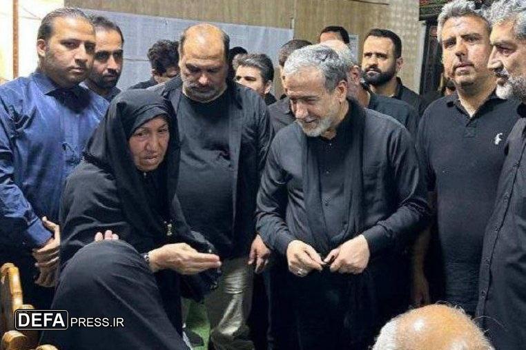 بازدید عراقچی از میز مشترک خدمت سرکنسولگری ایران در نجف اشرف