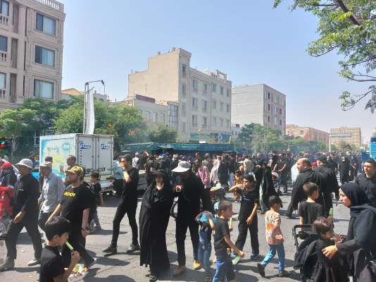 زمزمه «لبیک یا حسین» از سمنان تا کربلا +عکس