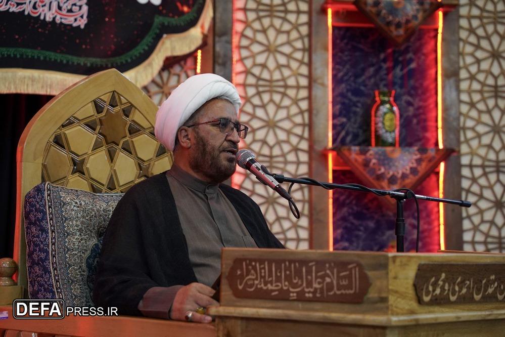 اربعین حسینی الگوی جهانی مقاومت در برابر یزیدهای زمان است