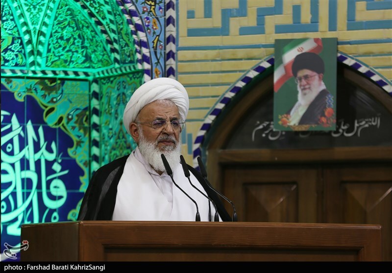 امام جمعه یزد: پیشرفت ایران در سایه «صبر راهبردی» و «اقتصاد مقاومتی» دشمن را حیرت‌زده کرده است