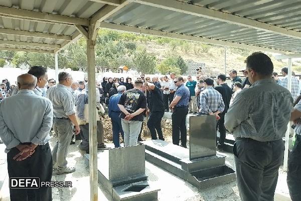 پیکر هنرمند کردستانی در بهشت محمدی سنندج به خاک سپرده شد