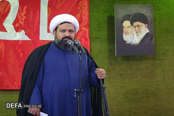 امام جمعه چهارباغ: اتحاد و پایبندی به آرمان‌ها، سد محکمی در برابر توطئه دشمن است