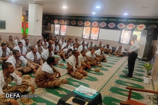 برگزاری دوره آشنایی با علوم و معارف دفاع مقدس سربازان در موزه دفاع مقدس و مقاومت مازندران+ تصاویر