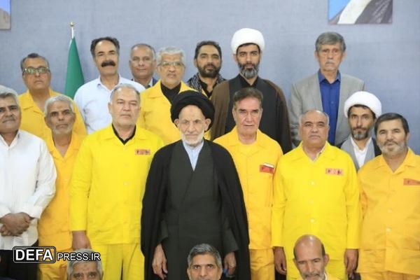 تنها راه مقابله با سلطه‌گران قدرتمند شدن است