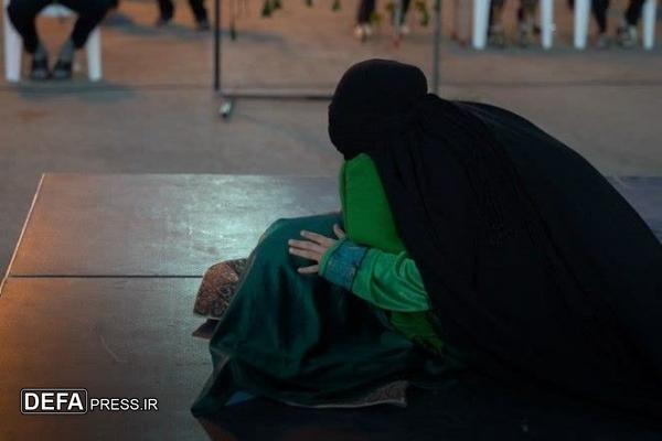 نمایش خیابانی و تعزیه‌خوانی شام اربعین در یادمان شهدای گمنام قزوین اجرا شد