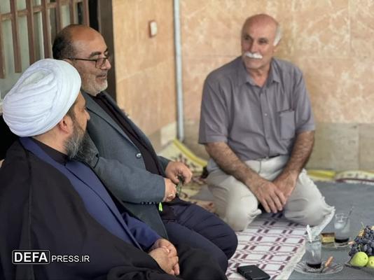 دیدار امام جمعه و فرماندار چهارباغ با آزادگان شهرستان به مناسبت سالروز بازگشت آزادگان سرافراز