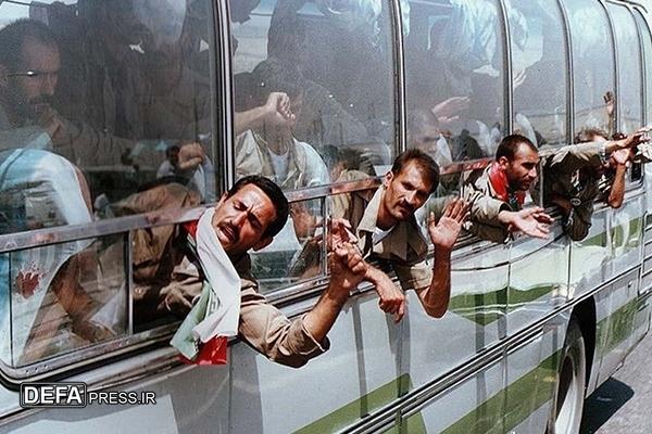 آزادگان، پرچم شرف و آزادگی را برافراشته نگاه داشتند