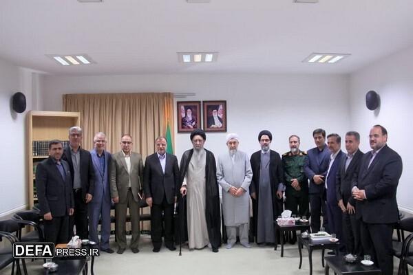 همدلی رمز عبور گلستان از چالش ها