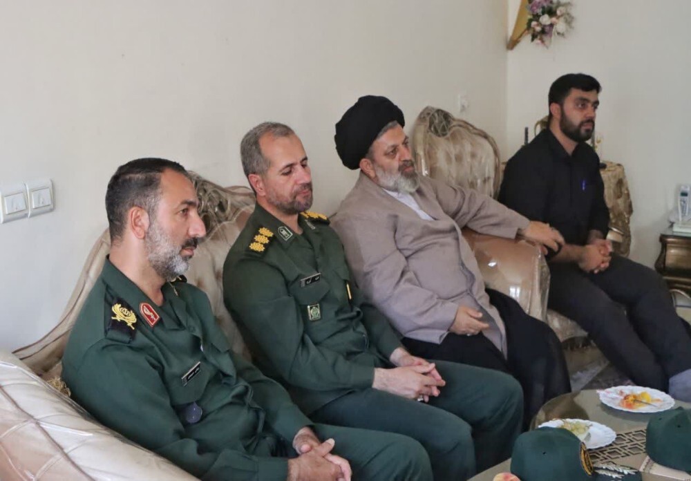 سردار عمومهدی: نسل جوان به الگوهای ایثار نیاز دارد