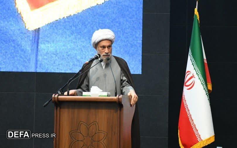 خبرنگاران در برابر امپراتوری رسانه‌ای غرب کارستان کردند