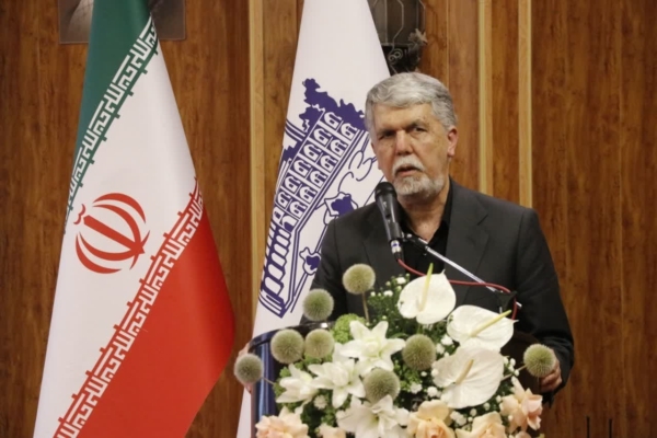 وزیر ارشاد: هنر استاد فرشچیان بازتاب هویت ایرانی، اسلامی است