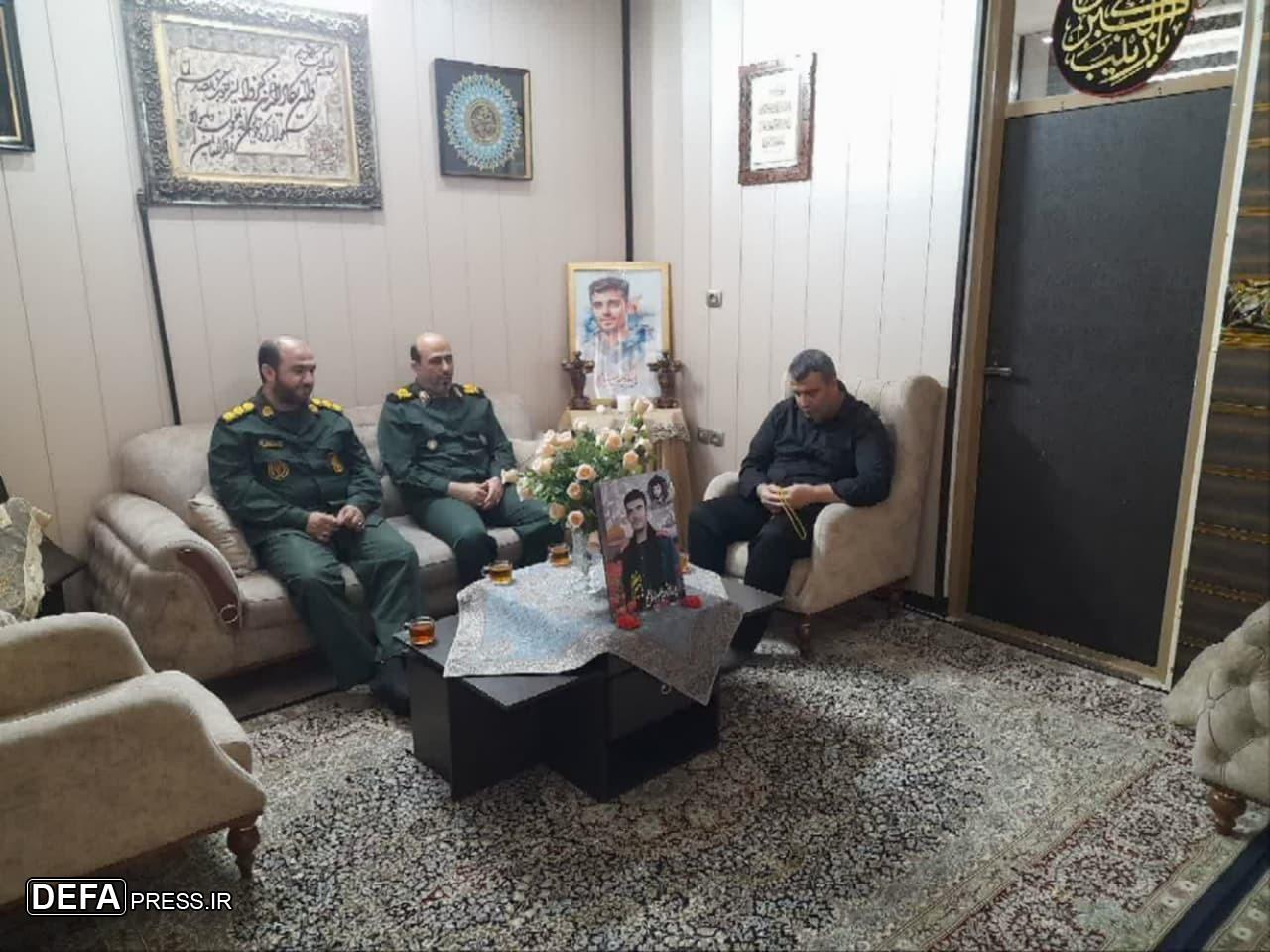 دیدار فرمانده سپاه استان البرز با خانواده شهدای جنگ ۱۲ روزه