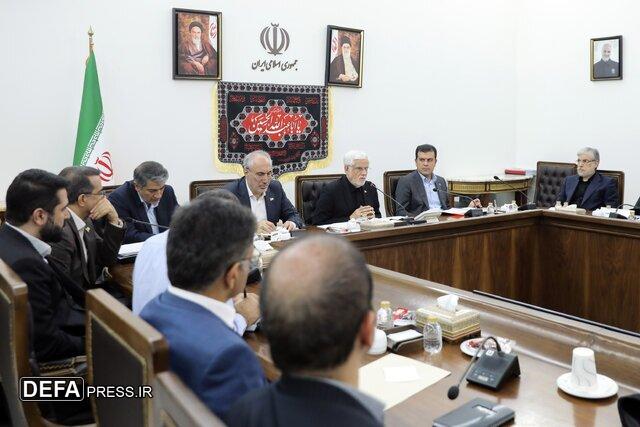 عارف: برابر استفاده از فناوری مقاومت کنیم، خود را بر ما تحمیل می‌کند