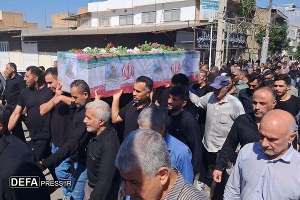تشییع پیکر جانباز ۷۰ درصد در مینودشت استان گلستان + فیلم