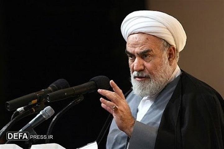 عیادت نماینده امام خامنه‌ای از آیت‌الله نوری همدانی و دیدار با آیات عظام مکارم و سبحانی